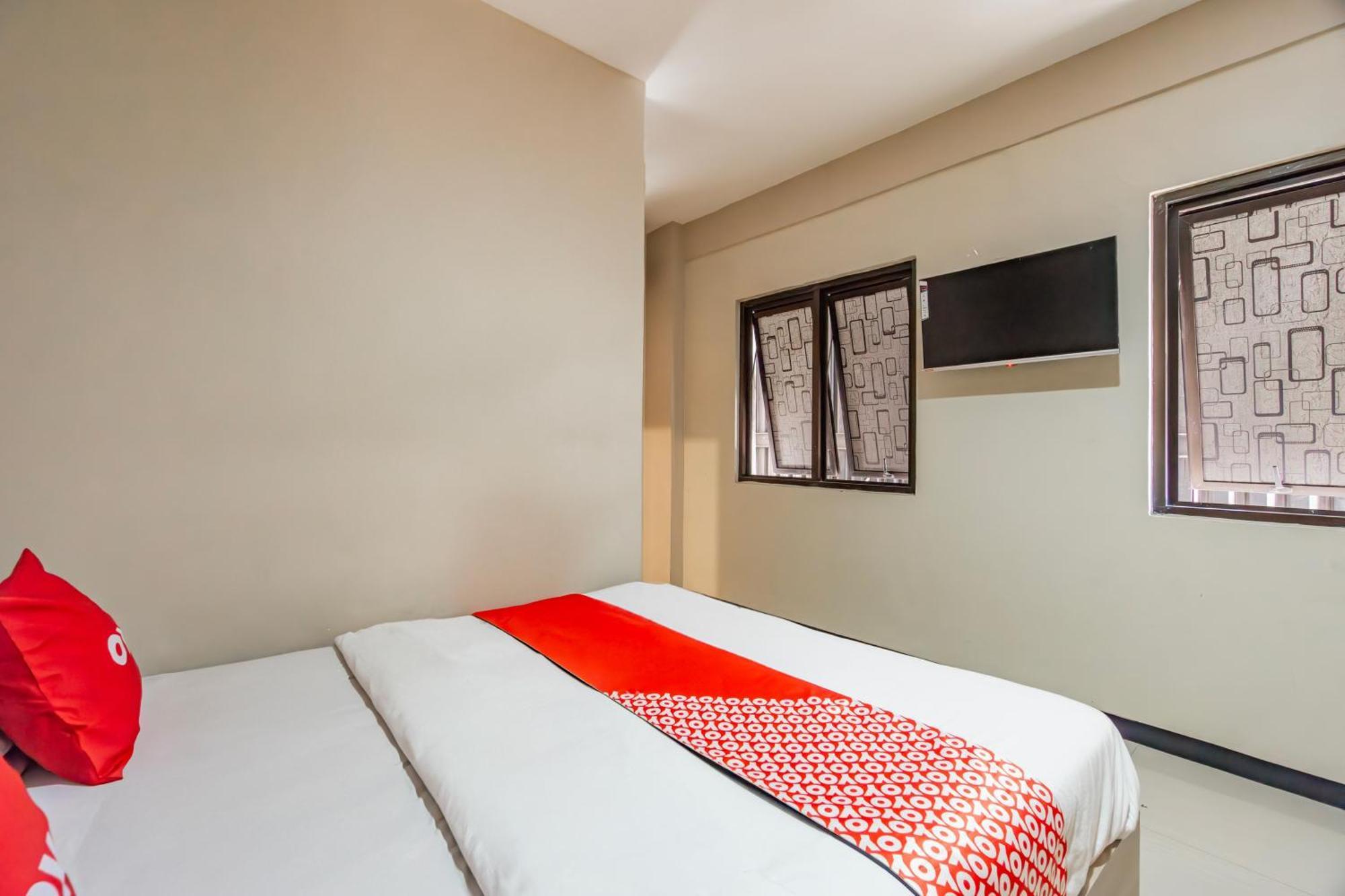 Ace Business Hotel Galaxy Surabaya Exterior photo