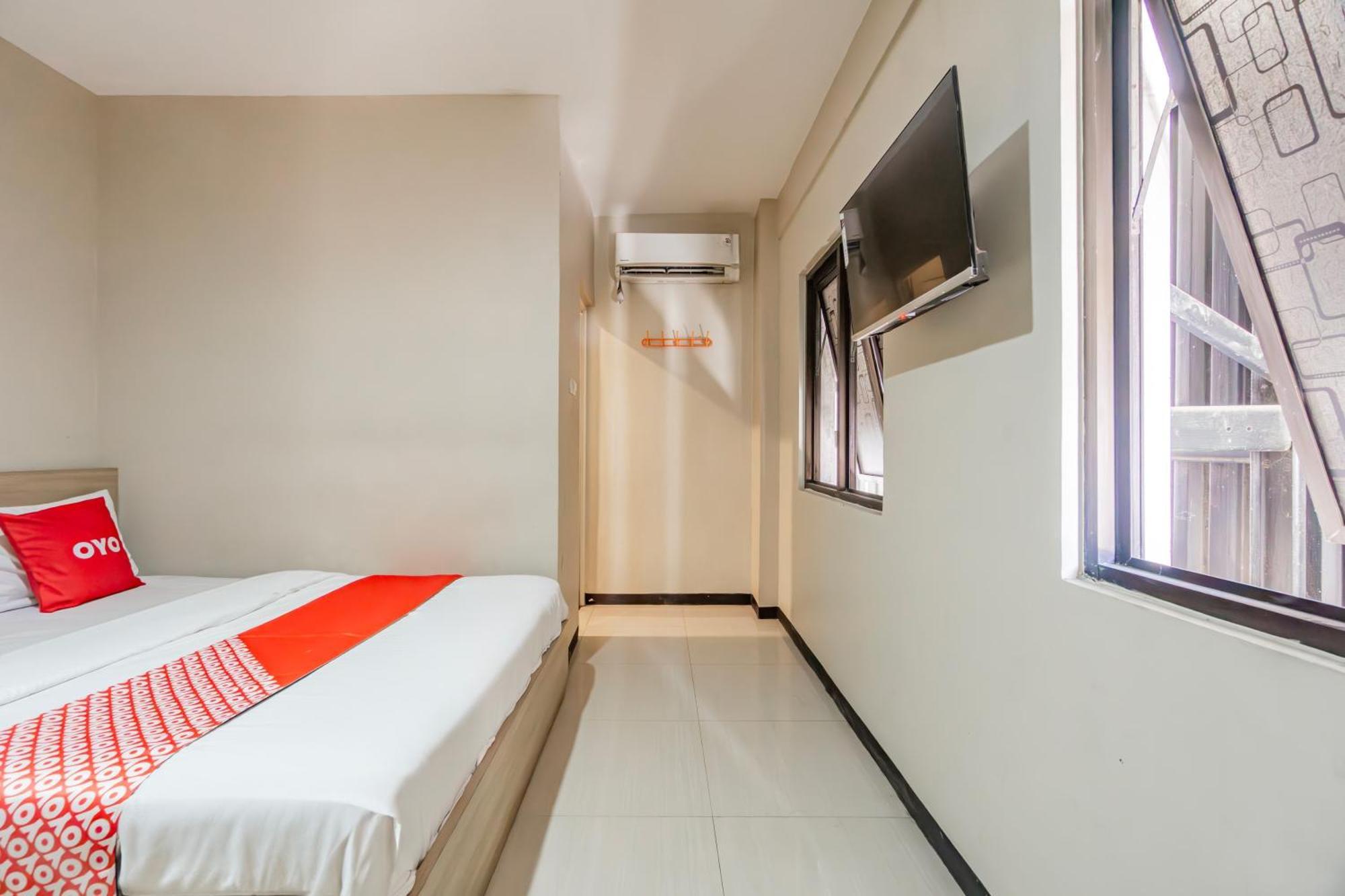 Ace Business Hotel Galaxy Surabaya Exterior photo